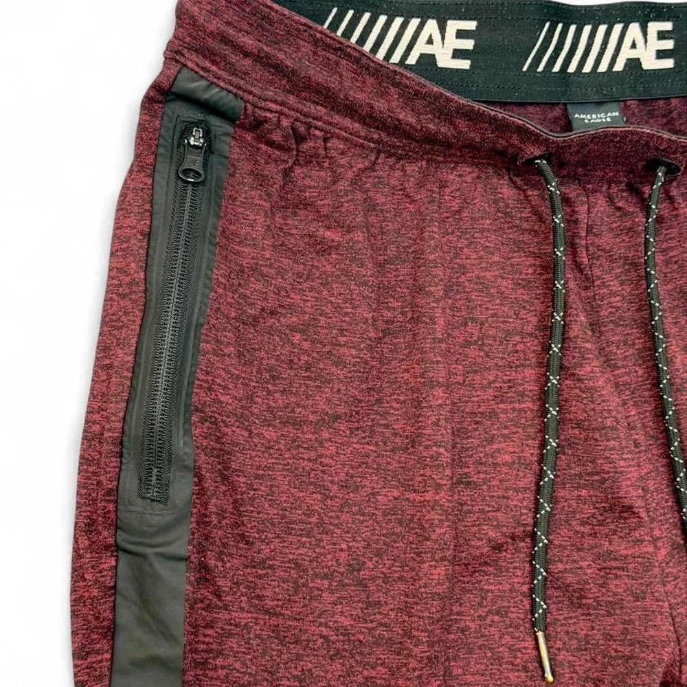 American Eagle AE Mens Size M Burgundy Maroon Tapered Fleece Jogger Pants